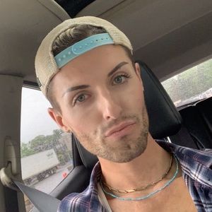 Meet your Posher, Carter